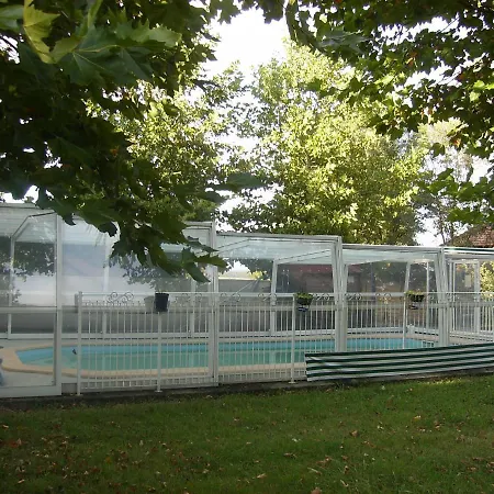 Piscine Au Sel * Castillonnès